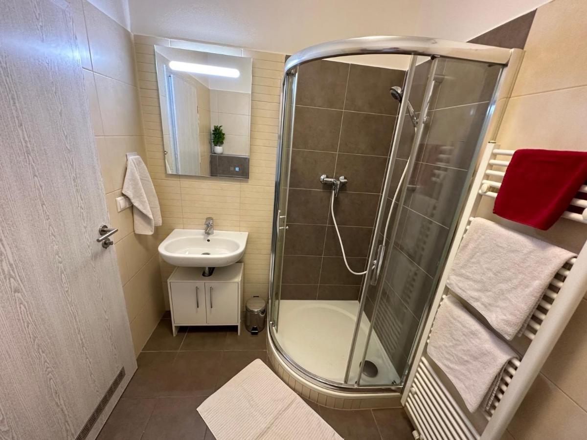 - Penthouse Karolina Apartment *